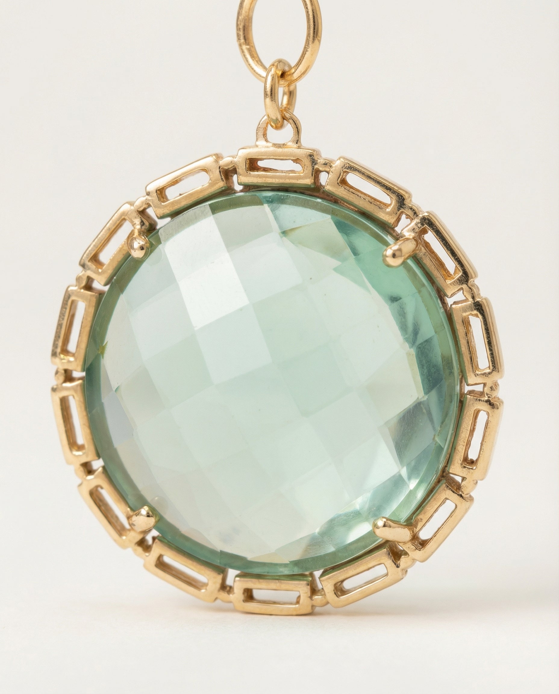 Maxine Round Vignette - Faceted Pink Quartz with Chain Bezel – Vermeil & Sterling