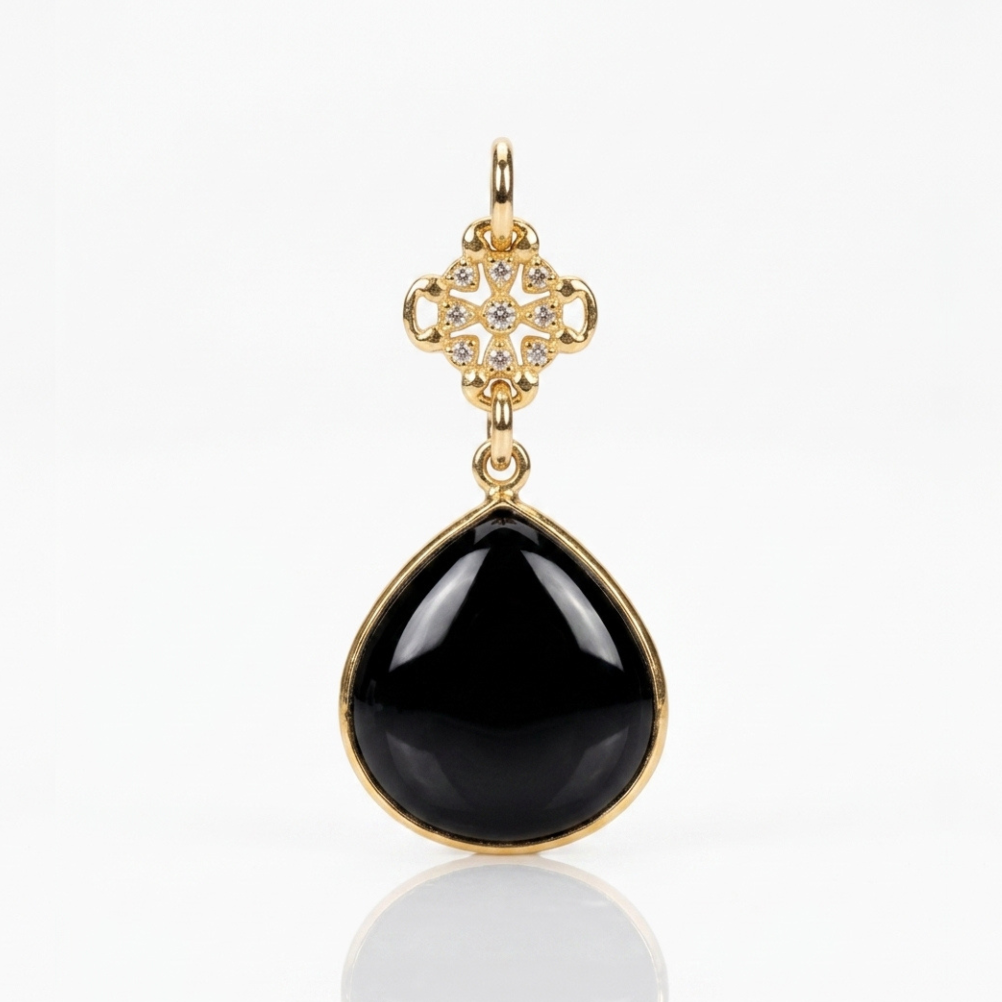 Double-Sided Diamond Clover Pendant with Tear-Shaped Colored Stone – Vermeil