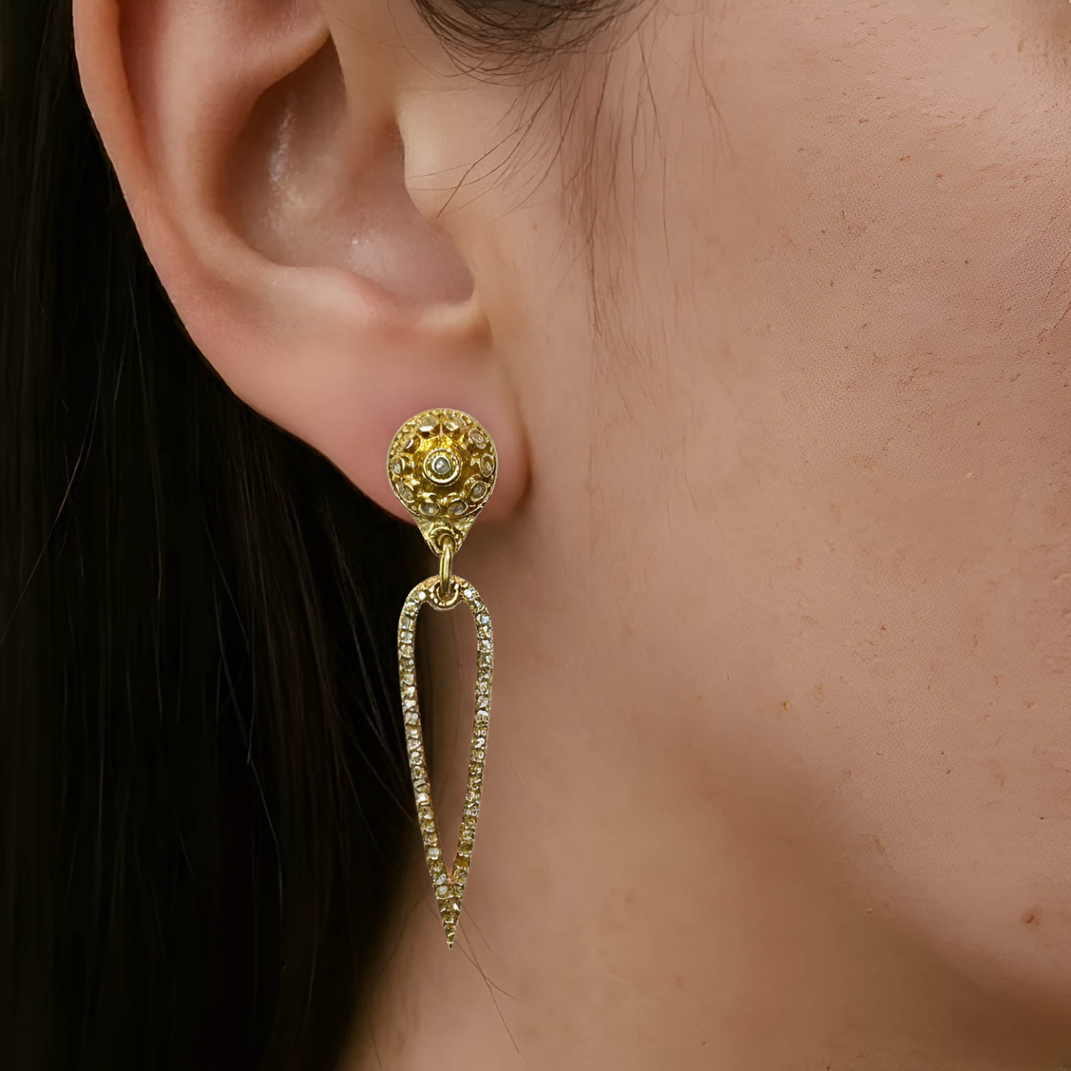 Remy Slender Diamond Tear with Antique-Inspired Diamond Post – Vermeil