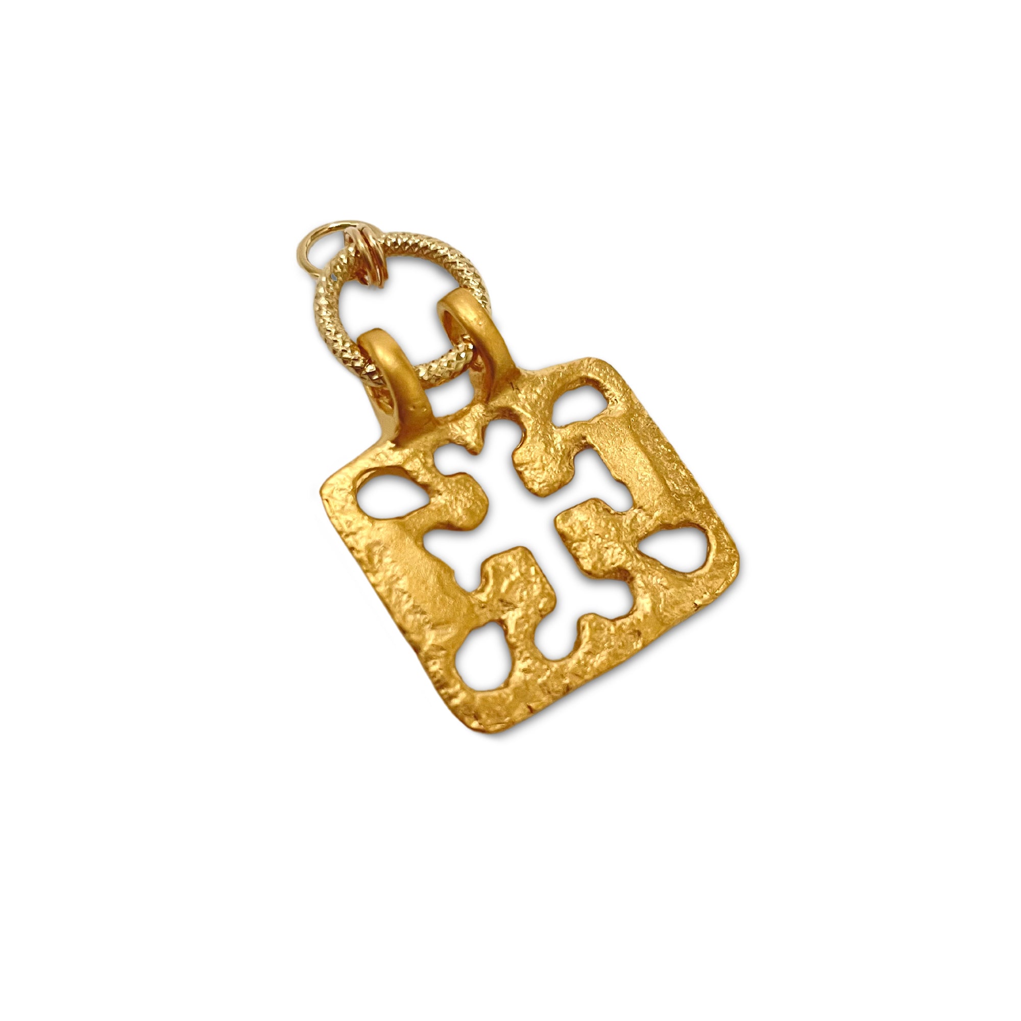 Triumph Vignette- Gold