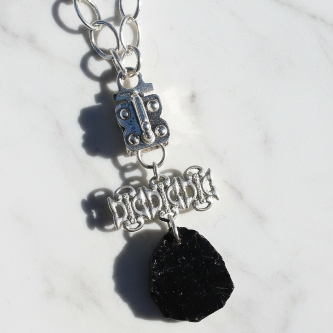 Classic Sterling Cable Chain with Signature Sennod Vignette Holder