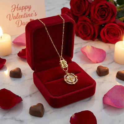 Diamond Small Bee & Mother of Pearl Disc/ Diamond- Gold