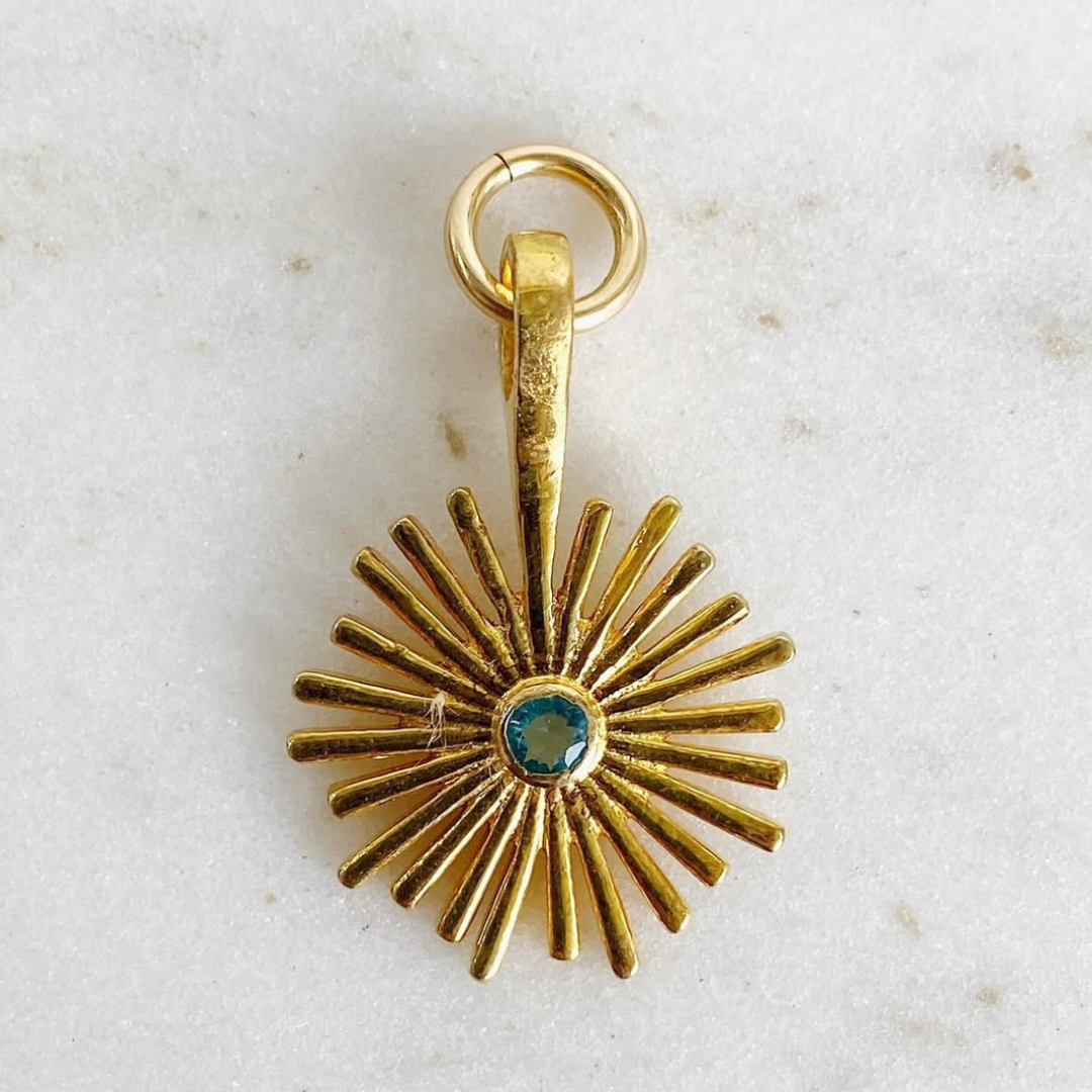 Poppy Pendant – Modern Floweret Disc with Center Stone