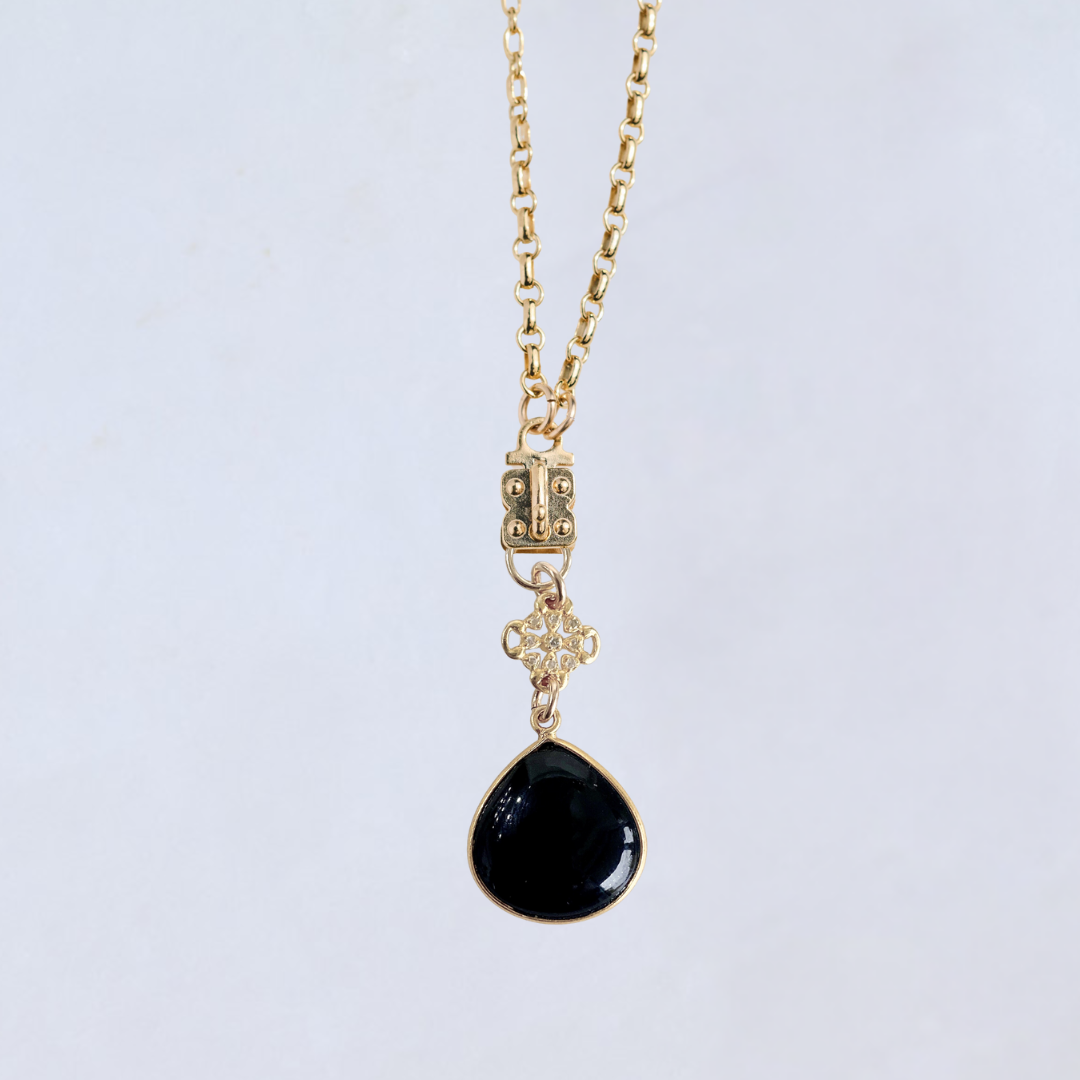 Gold Filled Chain with Signature Sennod Vignette Holder and Hook Closure