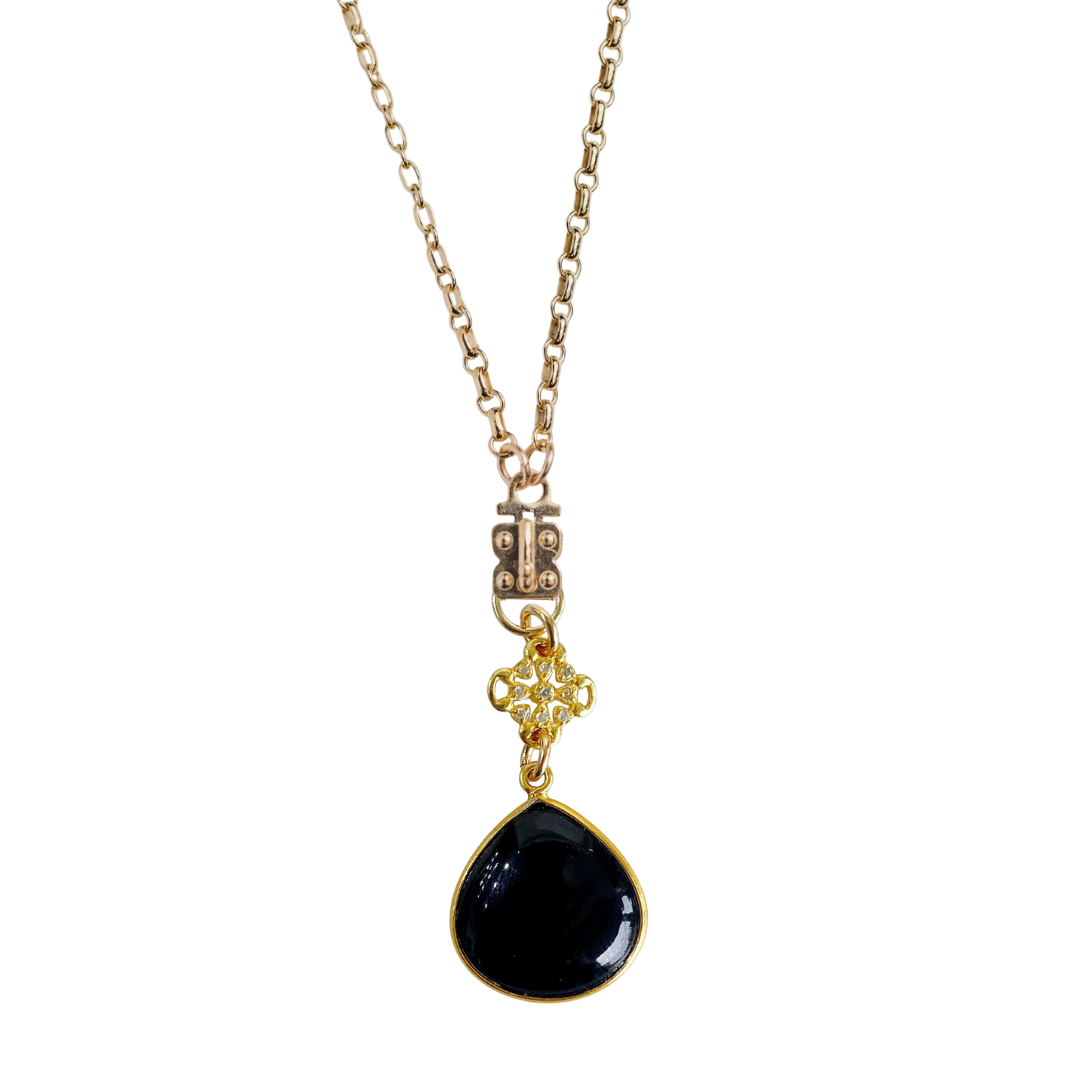 Double-Sided Diamond Clover Pendant with Tear-Shaped Colored Stone – Vermeil
