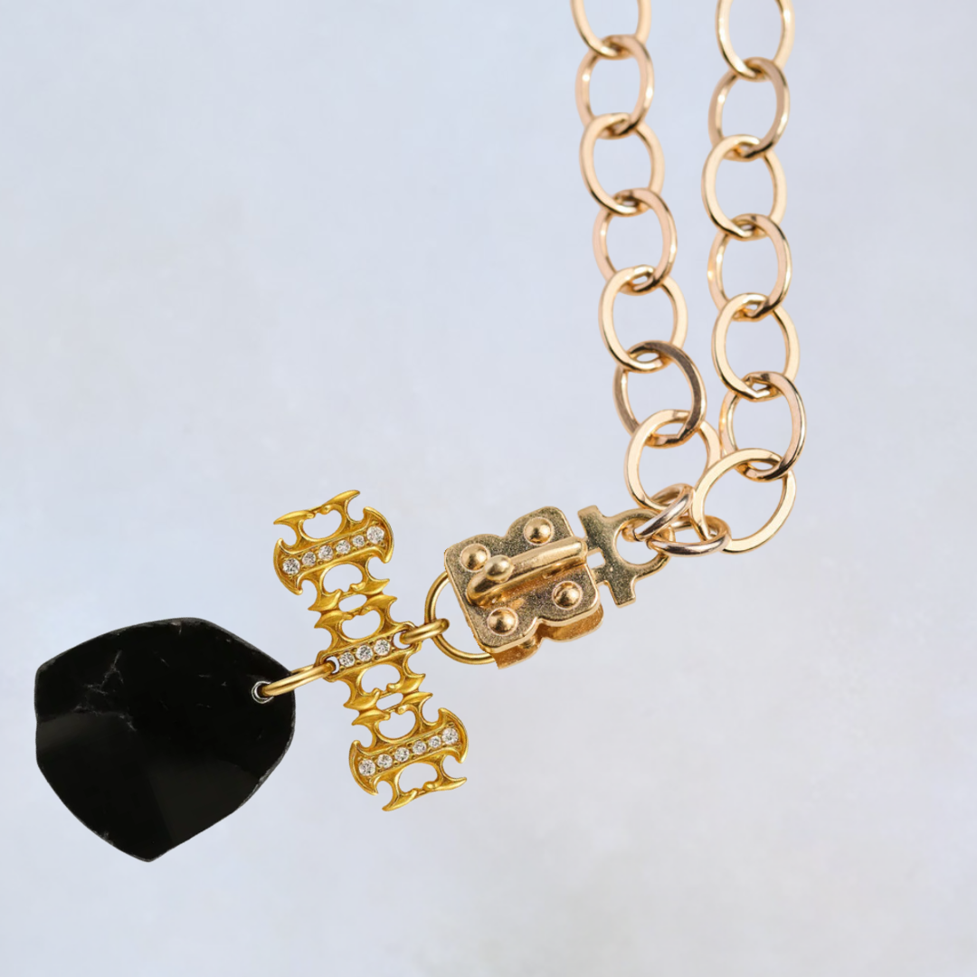14K Gold Filled Flat Cable Chain with Signature Sennod Vignette Holder