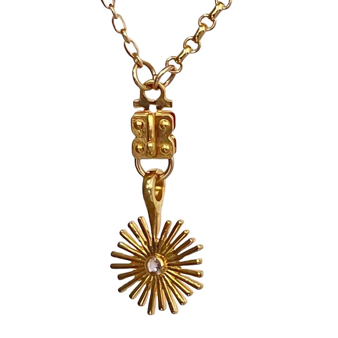 Poppy Pendant – Modern Floweret Disc with Center Stone