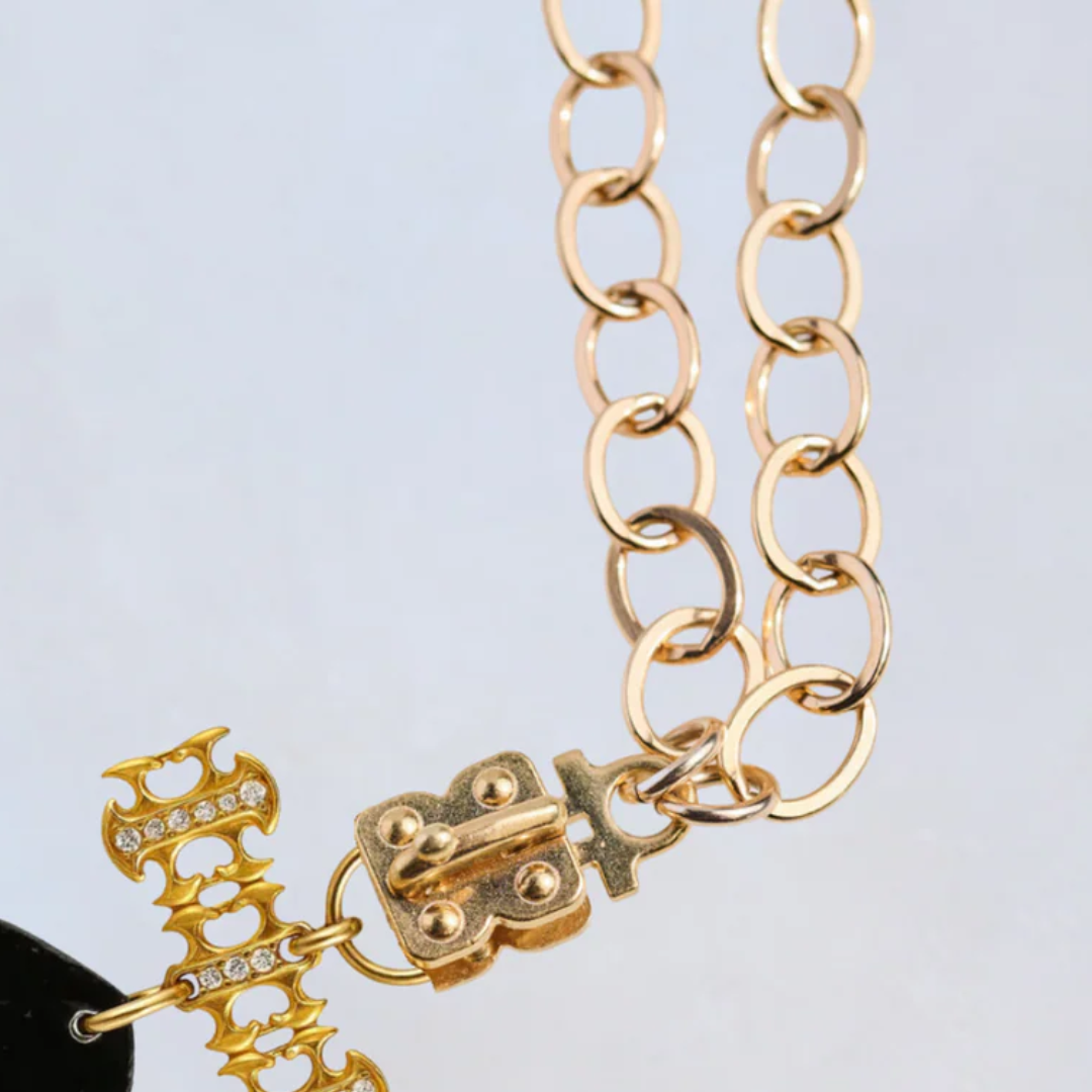 14K Gold Filled Flat Cable Chain with Signature Sennod Vignette Holder