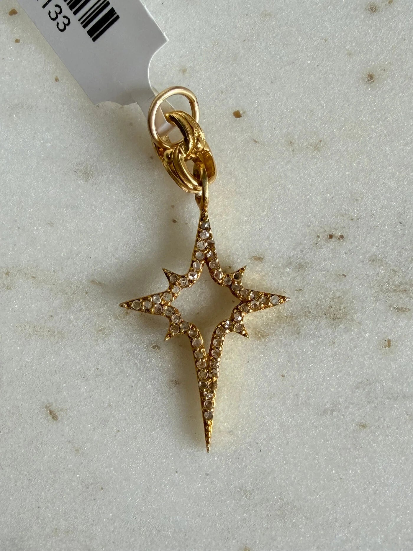 Nova Diamond Star Vignette- large- Gold